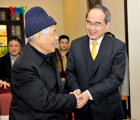 VFF President pays Tet visits to former Party and State leaders - ảnh 1